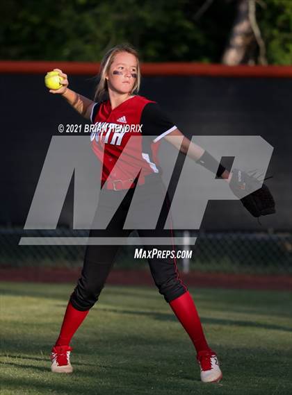 Thumbnail 1 in South Stanly vs. Camden County (NCHSAA 1A Final, Game 1) photogallery.