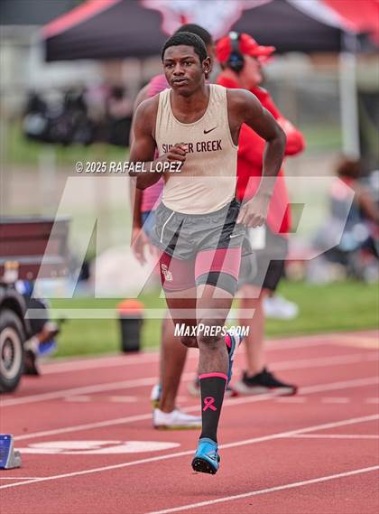 Thumbnail 2 in UIL 6A Track & Field District Prelims (300M Hurdles) photogallery.