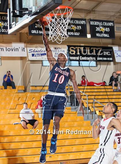 Thumbnail 2 in Florida Air Academy vs. Wayne (City of Palms Classic) photogallery.