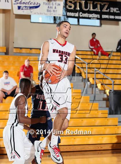 Thumbnail 3 in Florida Air Academy vs. Wayne (City of Palms Classic) photogallery.