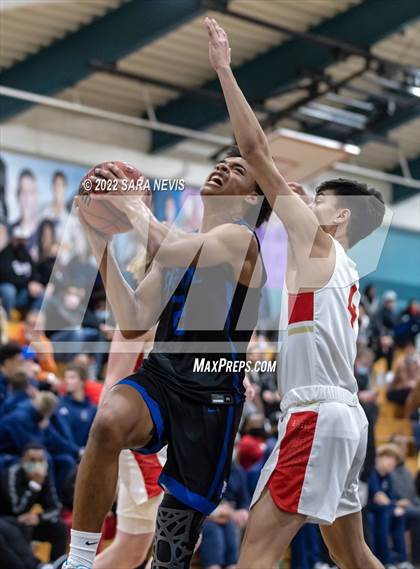 Thumbnail 3 in Capital Christian vs. Jesuit (Simply Showdown) photogallery.