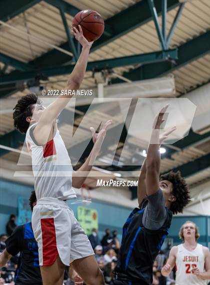 Thumbnail 1 in Capital Christian vs. Jesuit (Simply Showdown) photogallery.