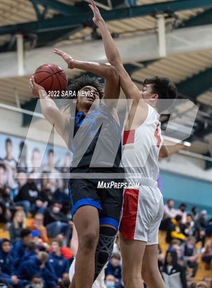 Thumbnail 1 in Capital Christian vs. Jesuit (Simply Showdown) photogallery.