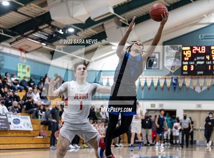 Thumbnail 2 in Capital Christian vs. Jesuit (Simply Showdown) photogallery.