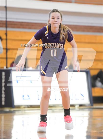 Thumbnail 1 in Caruthers vs. Sunrise Mountain (Nike Tournament of Champions) photogallery.