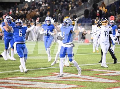 Thumbnail 3 in Archbishop Moeller vs. Olentangy Liberty (OHSAA Division 1 Final) photogallery.