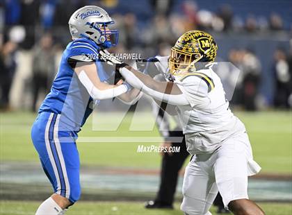 Thumbnail 3 in Archbishop Moeller vs. Olentangy Liberty (OHSAA Division 1 Final) photogallery.