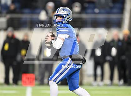 Thumbnail 1 in Archbishop Moeller vs. Olentangy Liberty (OHSAA Division 1 Final) photogallery.