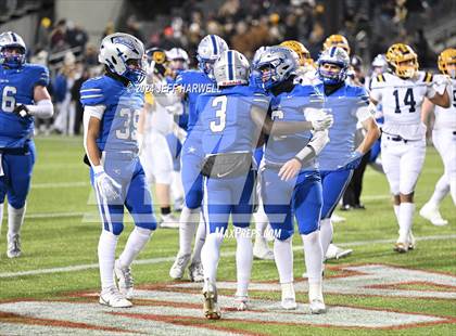 Thumbnail 1 in Archbishop Moeller vs. Olentangy Liberty (OHSAA Division 1 Final) photogallery.