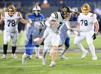 Thumbnail 2 in Archbishop Moeller vs. Olentangy Liberty (OHSAA Division 1 Final) photogallery.