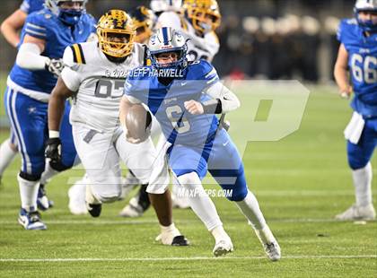 Thumbnail 1 in Archbishop Moeller vs. Olentangy Liberty (OHSAA Division 1 Final) photogallery.