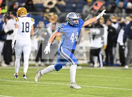 Thumbnail 1 in Archbishop Moeller vs. Olentangy Liberty (OHSAA Division 1 Final) photogallery.