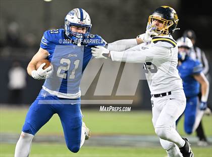 Thumbnail 1 in Archbishop Moeller vs. Olentangy Liberty (OHSAA Division 1 Final) photogallery.