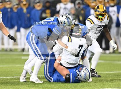 Thumbnail 3 in Archbishop Moeller vs. Olentangy Liberty (OHSAA Division 1 Final) photogallery.