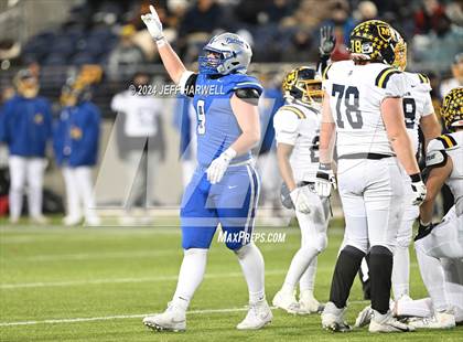 Thumbnail 1 in Archbishop Moeller vs. Olentangy Liberty (OHSAA Division 1 Final) photogallery.