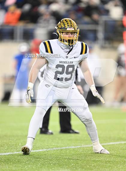 Thumbnail 3 in Archbishop Moeller vs. Olentangy Liberty (OHSAA Division 1 Final) photogallery.