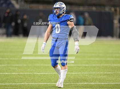 Thumbnail 1 in Archbishop Moeller vs. Olentangy Liberty (OHSAA Division 1 Final) photogallery.