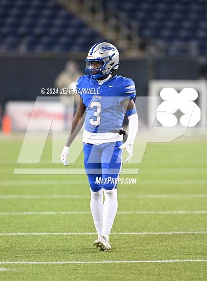 Thumbnail 2 in Archbishop Moeller vs. Olentangy Liberty (OHSAA Division 1 Final) photogallery.
