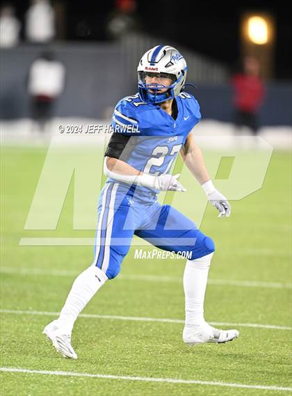 Thumbnail 3 in Archbishop Moeller vs. Olentangy Liberty (OHSAA Division 1 Final) photogallery.