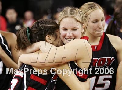 Thumbnail 3 in Troy vs. Cardondelet (CIF State D2 Final) photogallery.