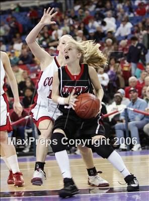 Thumbnail 3 in Troy vs. Cardondelet (CIF State D2 Final) photogallery.