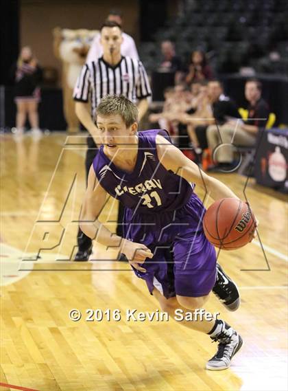 Thumbnail 3 in Holly vs. Cheraw  (CHSAA 1A Quarterfinal) photogallery.