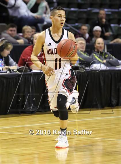 Thumbnail 2 in Holly vs. Cheraw  (CHSAA 1A Quarterfinal) photogallery.