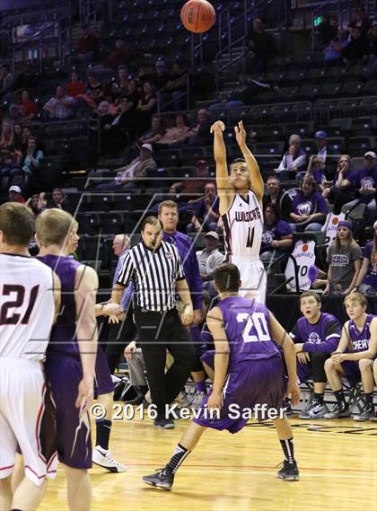 Thumbnail 3 in Holly vs. Cheraw  (CHSAA 1A Quarterfinal) photogallery.