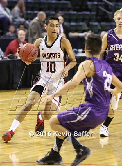 Thumbnail 3 in Holly vs. Cheraw  (CHSAA 1A Quarterfinal) photogallery.