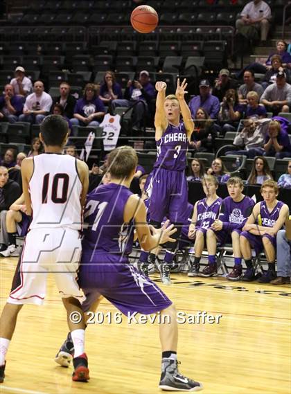 Thumbnail 2 in Holly vs. Cheraw  (CHSAA 1A Quarterfinal) photogallery.