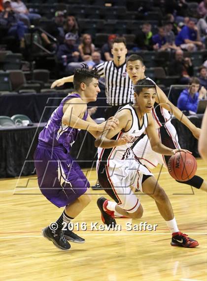 Thumbnail 3 in Holly vs. Cheraw  (CHSAA 1A Quarterfinal) photogallery.