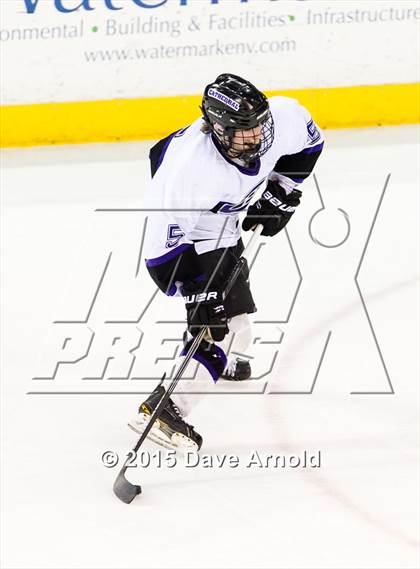Thumbnail 3 in Woburn Memorial vs Springfield Cathedral (MIAA Super 8 Game 1) photogallery.