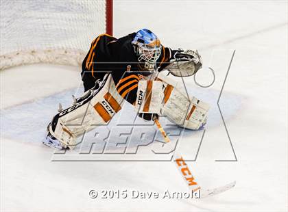 Thumbnail 2 in Woburn Memorial vs Springfield Cathedral (MIAA Super 8 Game 1) photogallery.