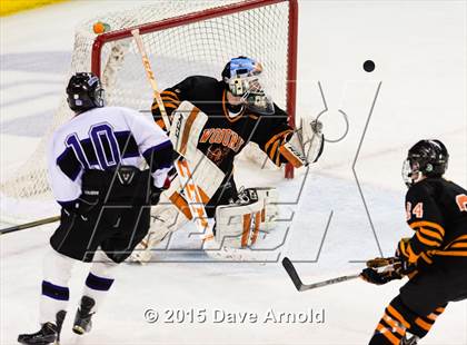 Thumbnail 3 in Woburn Memorial vs Springfield Cathedral (MIAA Super 8 Game 1) photogallery.