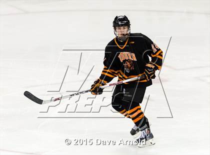 Thumbnail 2 in Woburn Memorial vs Springfield Cathedral (MIAA Super 8 Game 1) photogallery.