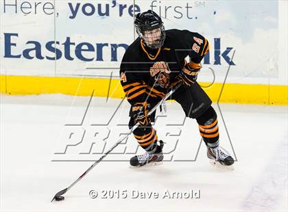 Thumbnail 3 in Woburn Memorial vs Springfield Cathedral (MIAA Super 8 Game 1) photogallery.