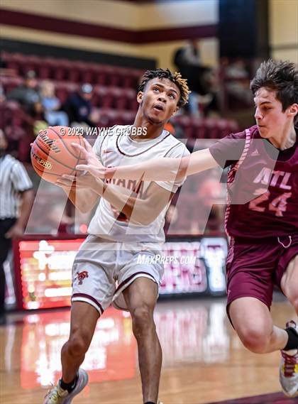 Thumbnail 3 in Atlanta @ Tenaha (Holiday Hoops Classic) photogallery.
