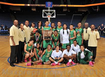 Thumbnail 3 in Long Beach Poly vs. Canyon Springs (CIF SoCal Regional D1 Final) photogallery.