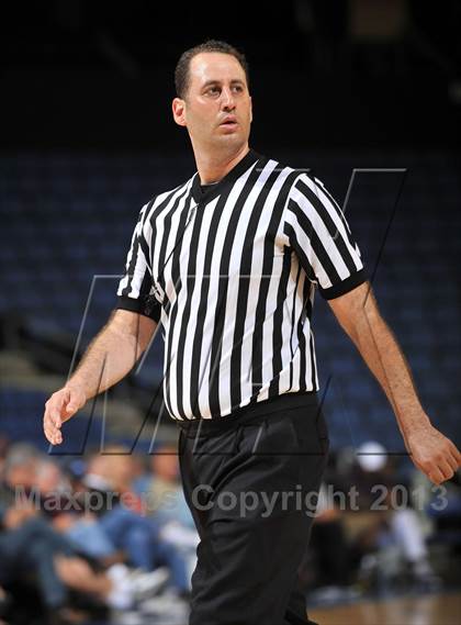 Thumbnail 1 in Long Beach Poly vs. Canyon Springs (CIF SoCal Regional D1 Final) photogallery.