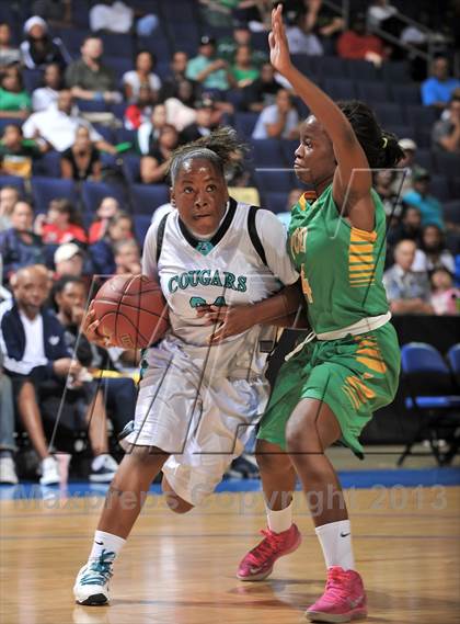 Thumbnail 1 in Long Beach Poly vs. Canyon Springs (CIF SoCal Regional D1 Final) photogallery.