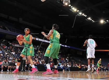 Thumbnail 3 in Long Beach Poly vs. Canyon Springs (CIF SoCal Regional D1 Final) photogallery.