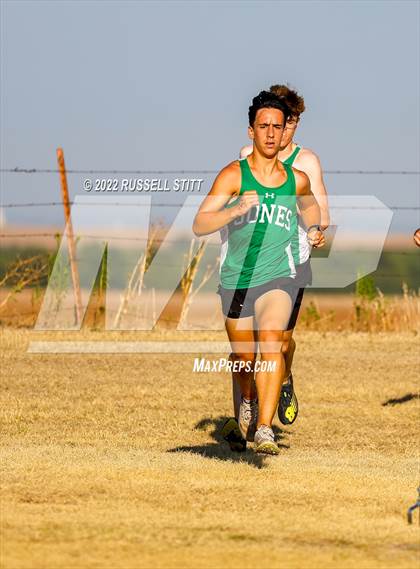 Thumbnail 1 in Kingfisher Cross Country Meet photogallery.