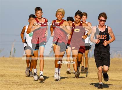 Thumbnail 2 in Kingfisher Cross Country Meet photogallery.
