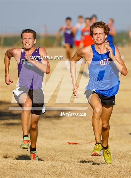 Thumbnail 1 in Kingfisher Cross Country Meet photogallery.