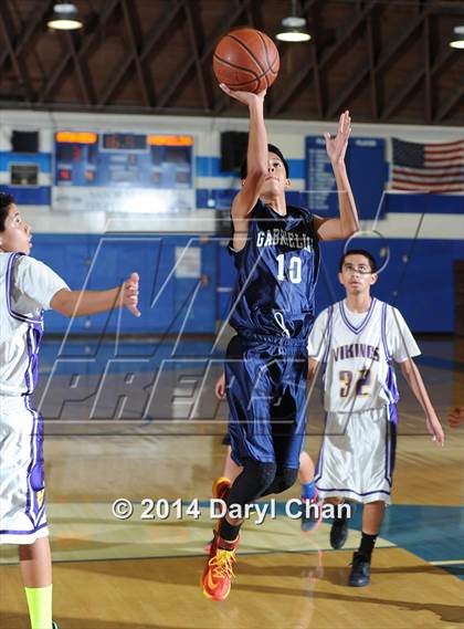 Thumbnail 3 in Gabrielino vs Mountain View (San Marino Tournament) photogallery.