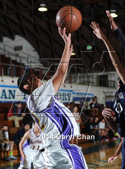 Thumbnail 2 in Gabrielino vs Mountain View (San Marino Tournament) photogallery.
