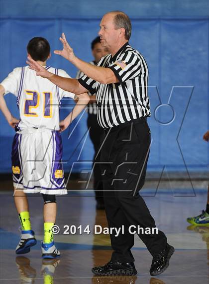 Thumbnail 2 in Gabrielino vs Mountain View (San Marino Tournament) photogallery.