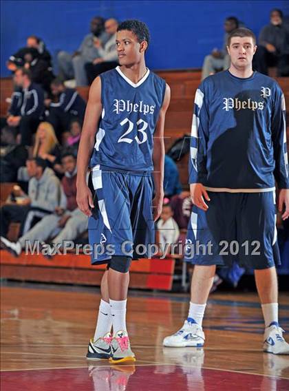 Thumbnail 3 in Shipley vs. Phelps (12th Annual Kobe Bryant Classic) photogallery.