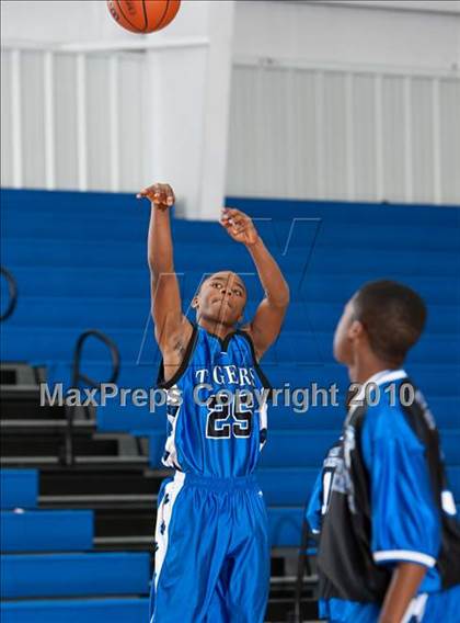 Thumbnail 2 in Garland Christian Academy vs Trinity Christian JV (Lake Country Classic) photogallery.