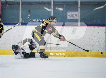 Thumbnail 3 in St. John-Vianney vs Monroe Township photogallery.